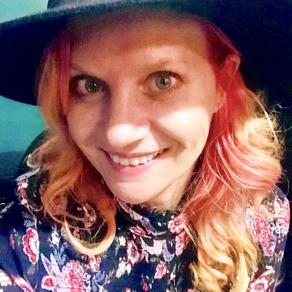 Meet your Posher, Diana - Picture 4 of 4